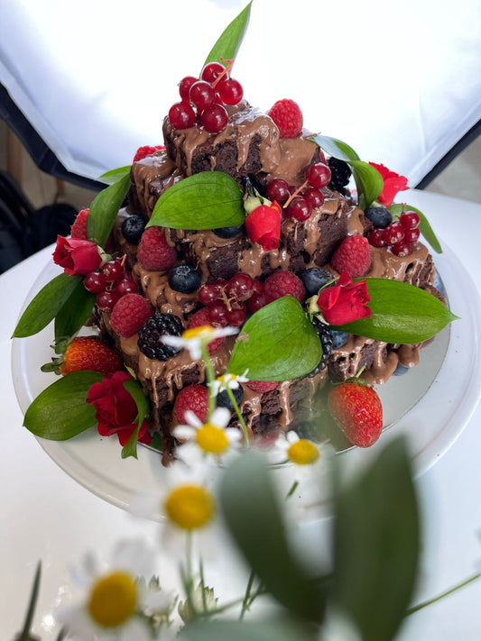 هرم من التوت البني