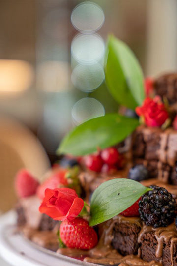 Brown Berries Pyramid